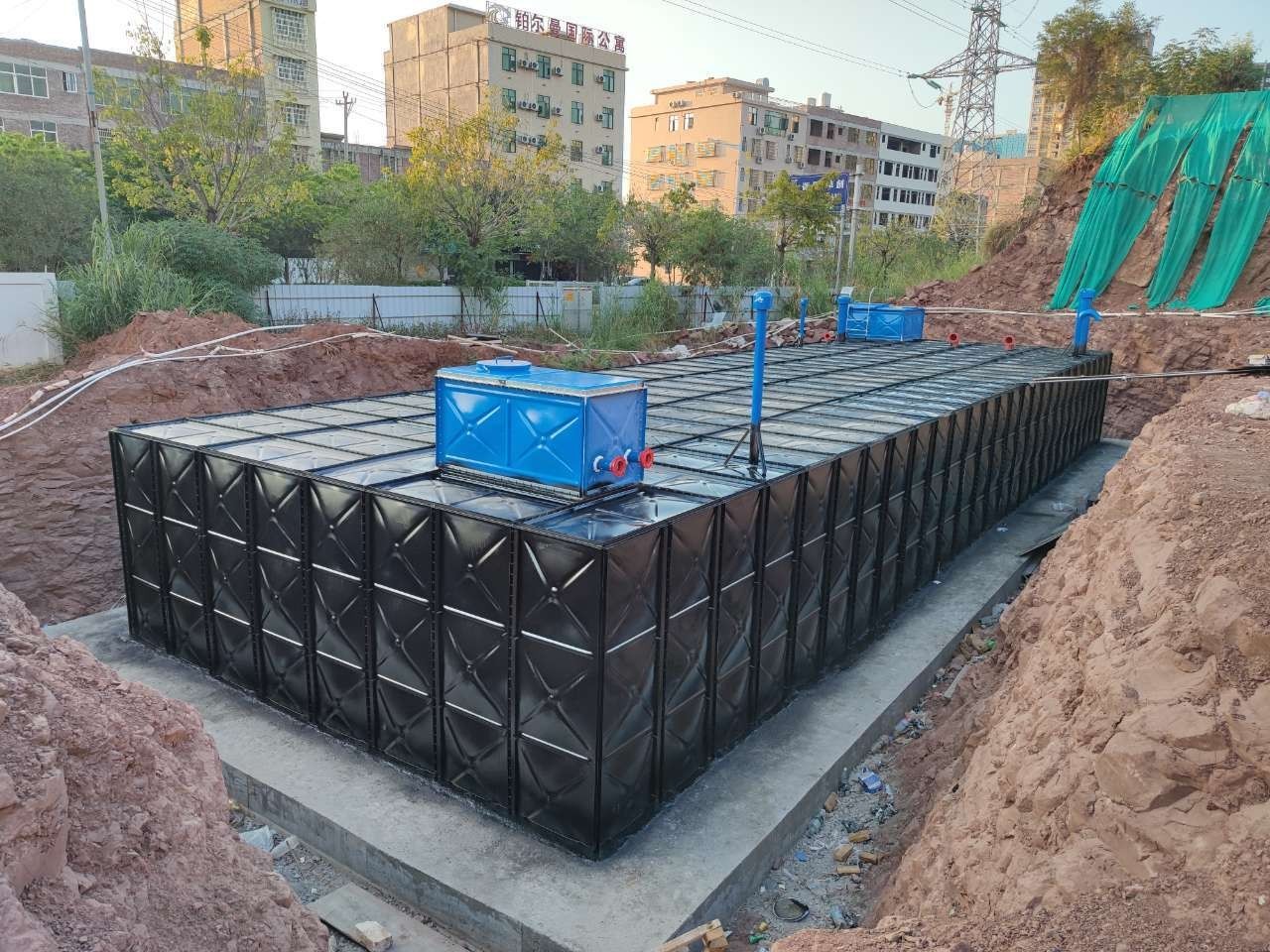 Pumpstation Komposition och installationsform av anti-flytande begravd box Pump Integrerad boostervattenförsörjningsutrustning